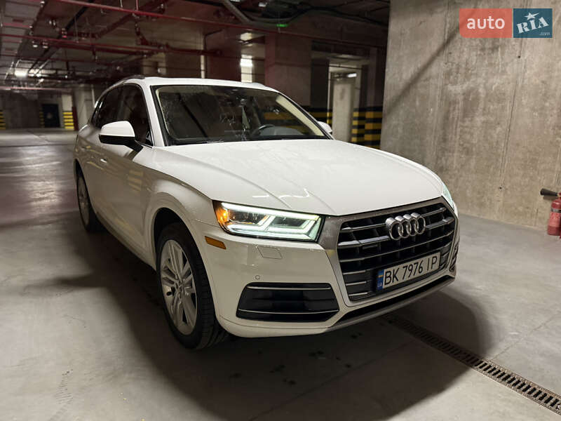 Позашляховик / Кросовер Audi Q5 2017 в Рівному фото 3 Позашляховик / Кросовер Audi Q5 2017 в Рівному