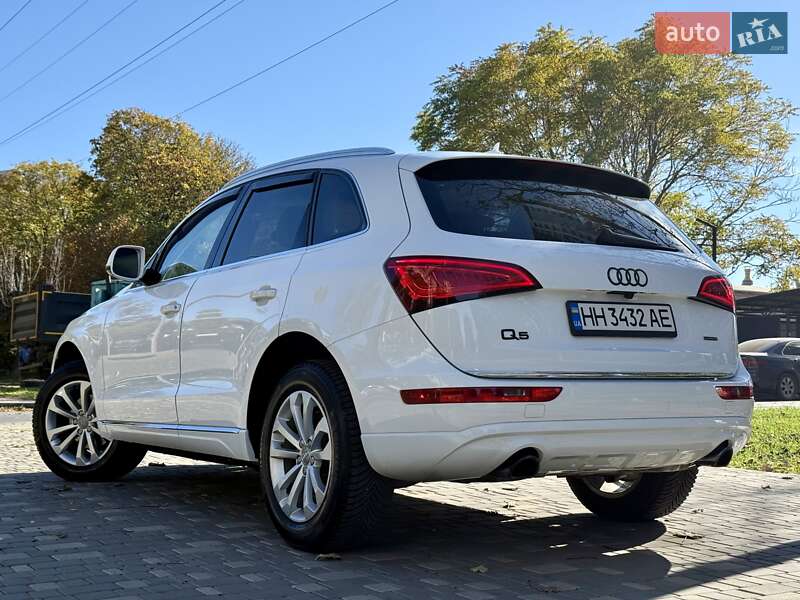 Внедорожник / Кроссовер Audi Q5 2016 в Одессе
