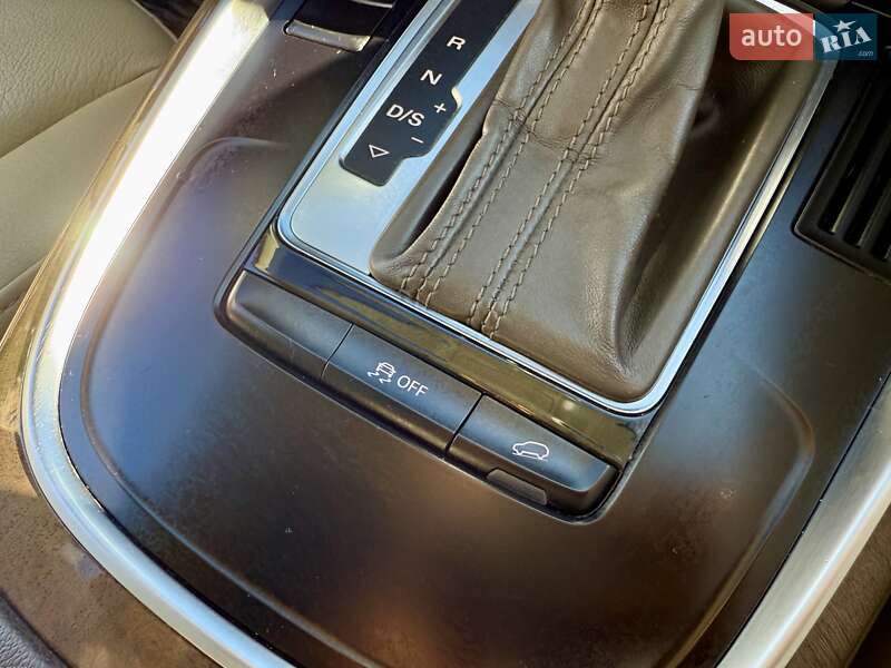 Внедорожник / Кроссовер Audi Q5 2016 в Одессе