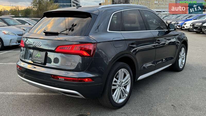 Позашляховик / Кросовер Audi Q5 2019 в Києві фото 8 Позашляховик / Кросовер Audi Q5 2019 в Києві