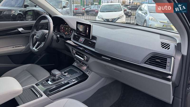 Позашляховик / Кросовер Audi Q5 2019 в Києві фото 21 Позашляховик / Кросовер Audi Q5 2019 в Києві