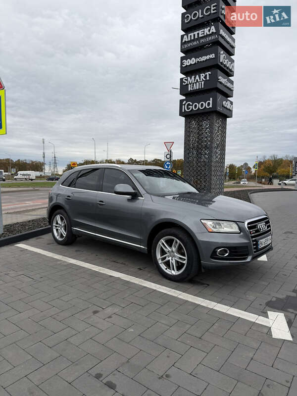 Позашляховик / Кросовер Audi Q5 2014 в Луцьку фото 4 Позашляховик / Кросовер Audi Q5 2014 в Луцьку