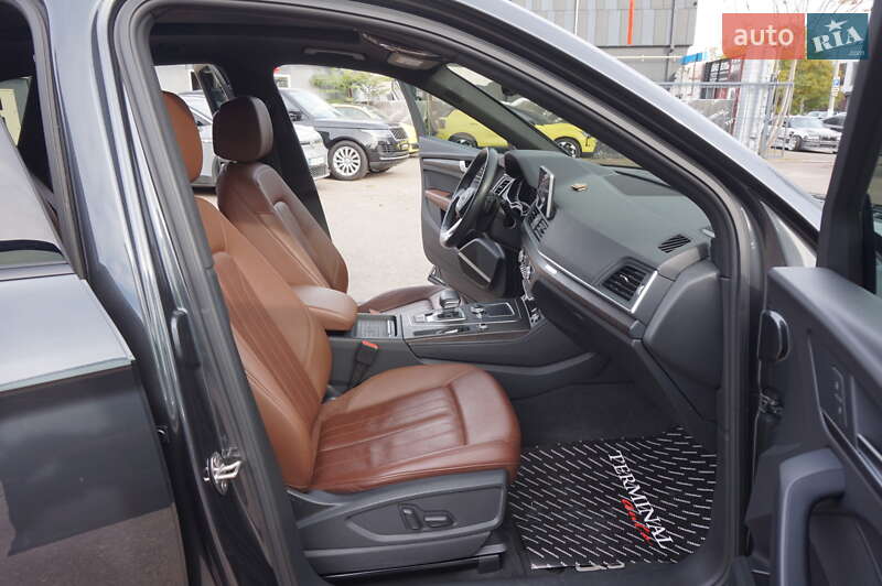 Позашляховик / Кросовер Audi Q5 2019 в Одесі фото 35 Позашляховик / Кросовер Audi Q5 2019 в Одесі