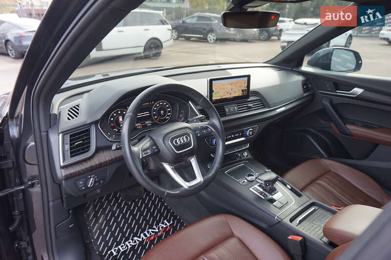 Позашляховик / Кросовер Audi Q5 2019 в Одесі фото 43 Позашляховик / Кросовер Audi Q5 2019 в Одесі