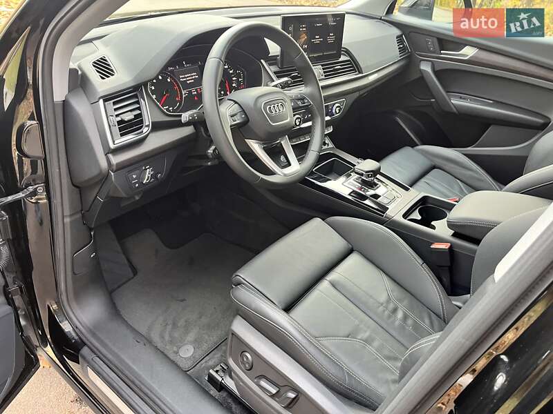 Позашляховик / Кросовер Audi Q5 2023 в Києві