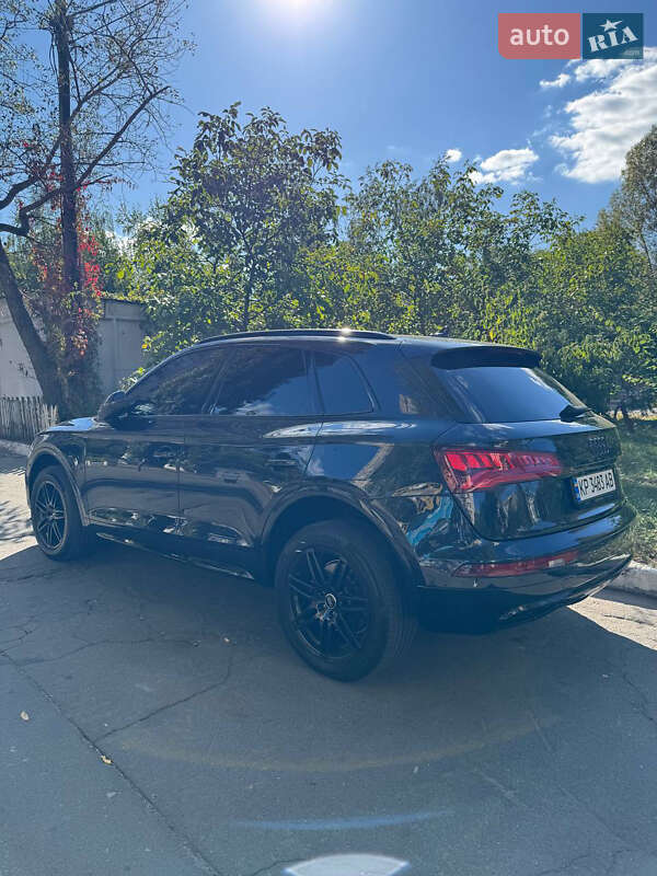 Позашляховик / Кросовер Audi Q5 2017 в Києві
