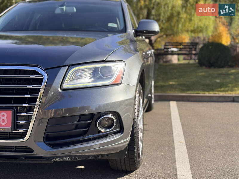 Позашляховик / Кросовер Audi Q5 2016 в Києві