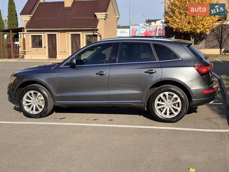 Позашляховик / Кросовер Audi Q5 2016 в Києві