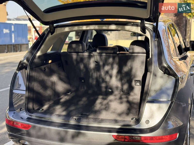 Позашляховик / Кросовер Audi Q5 2016 в Києві