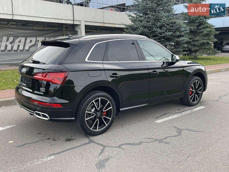 Позашляховик / Кросовер Audi Q5 2018 в Києві фото 7 Позашляховик / Кросовер Audi Q5 2018 в Києві