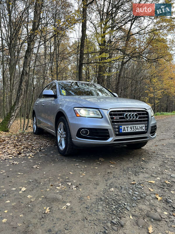 Позашляховик / Кросовер Audi Q5 2015 в Івано-Франківську