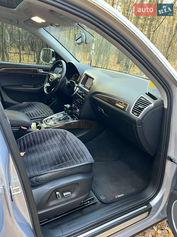 Позашляховик / Кросовер Audi Q5 2015 в Івано-Франківську