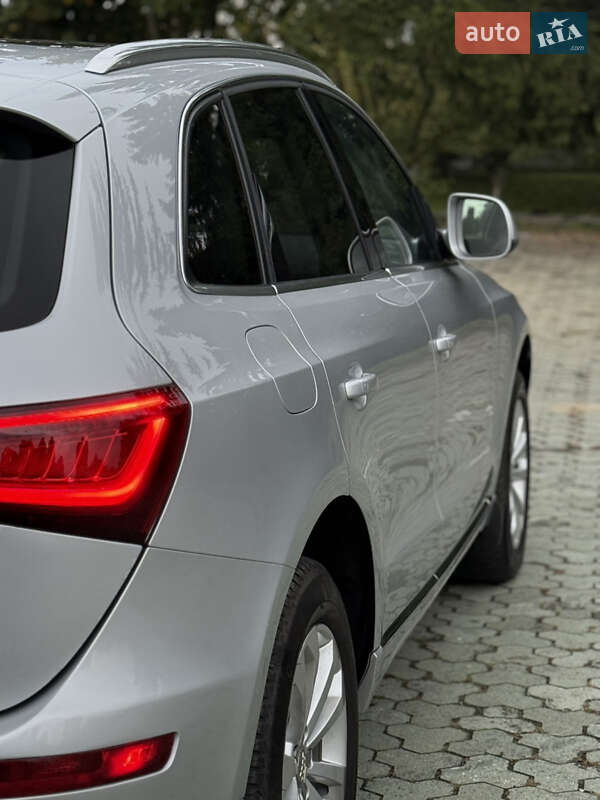 Внедорожник / Кроссовер Audi Q5 2013 в Дубно