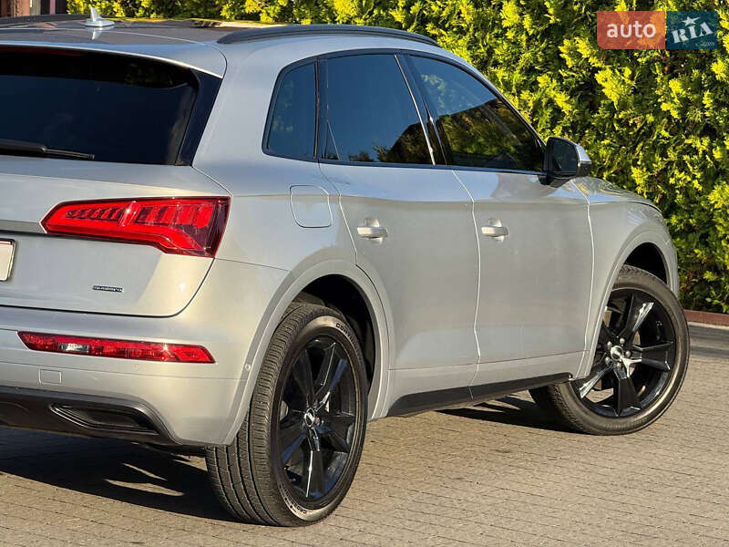 Позашляховик / Кросовер Audi Q5 2018 в Стрию