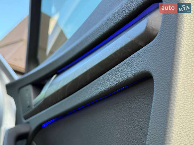 Позашляховик / Кросовер Audi Q5 2018 в Стрию