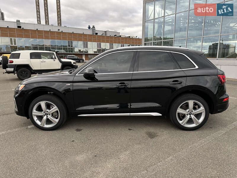 Позашляховик / Кросовер Audi Q5 2021 в Києві фото 11 Позашляховик / Кросовер Audi Q5 2021 в Києві