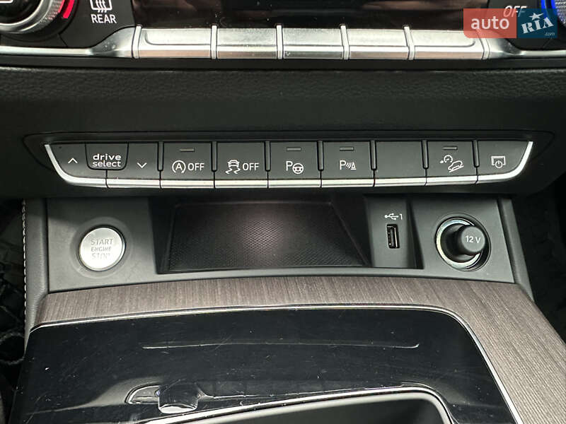 Позашляховик / Кросовер Audi Q5 2021 в Києві фото 33 Позашляховик / Кросовер Audi Q5 2021 в Києві
