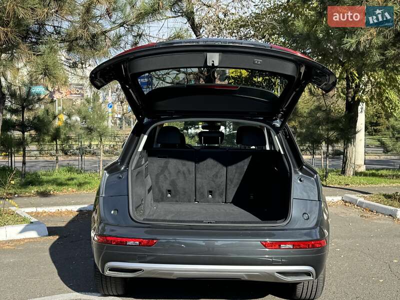 Внедорожник / Кроссовер Audi Q5 2019 в Одессе фото 17 Внедорожник / Кроссовер Audi Q5 2019 в Одессе