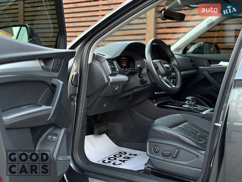 Позашляховик / Кросовер Audi Q5 2020 в Одесі