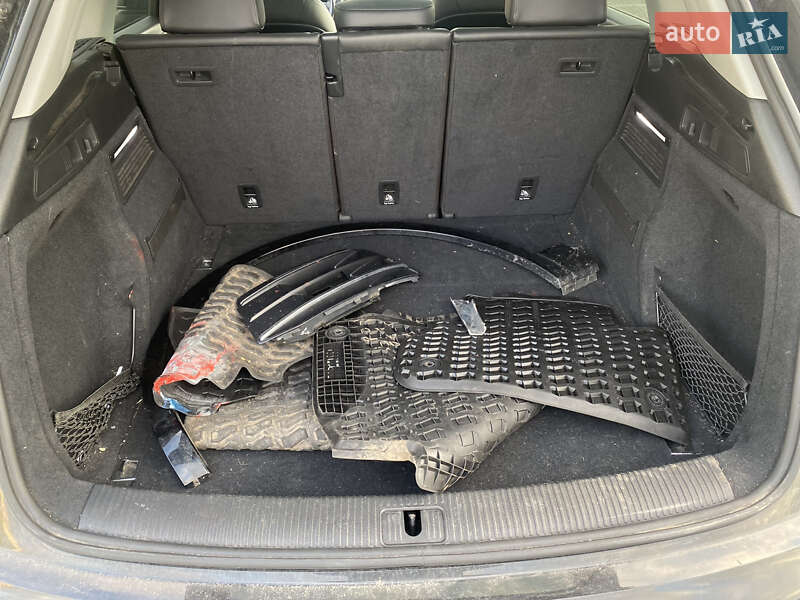 Позашляховик / Кросовер Audi Q5 2018 в Луцьку