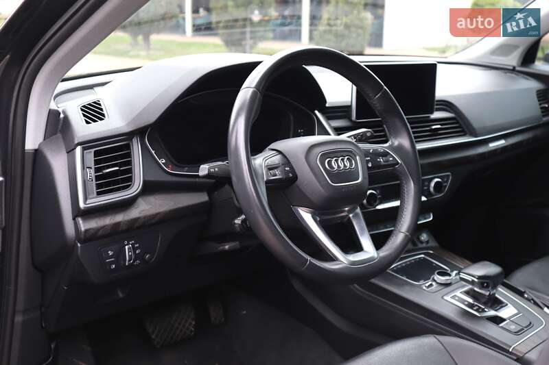 Внедорожник / Кроссовер Audi Q5 2019 в Ивано-Франковске