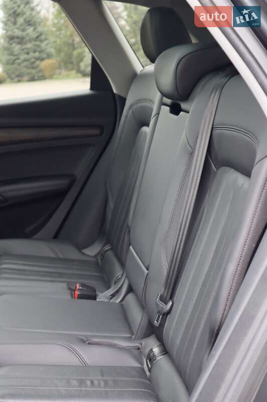 Внедорожник / Кроссовер Audi Q5 2019 в Ивано-Франковске