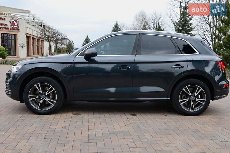 Внедорожник / Кроссовер Audi Q5 2019 в Ивано-Франковске
