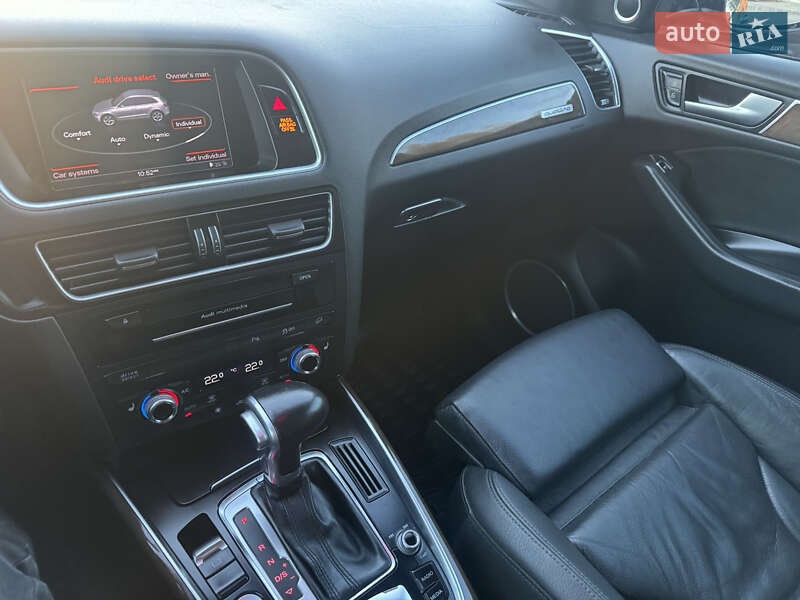 Позашляховик / Кросовер Audi Q5 2016 в Луцьку