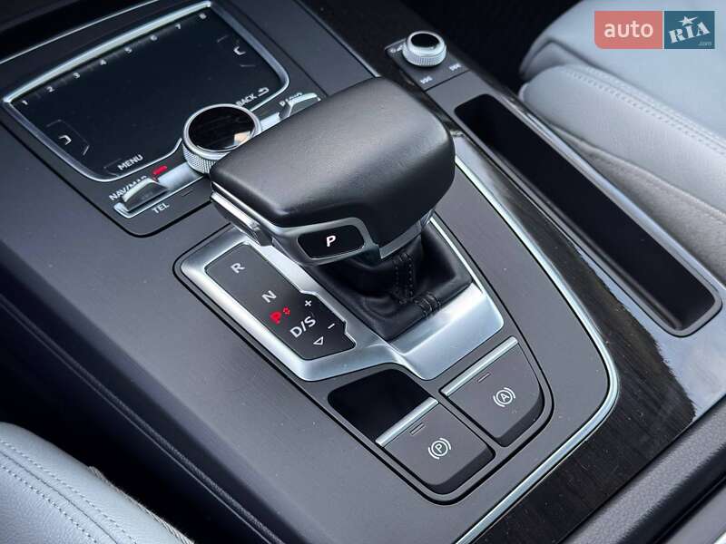 Позашляховик / Кросовер Audi Q5 2018 в Луцьку фото 25 Позашляховик / Кросовер Audi Q5 2018 в Луцьку