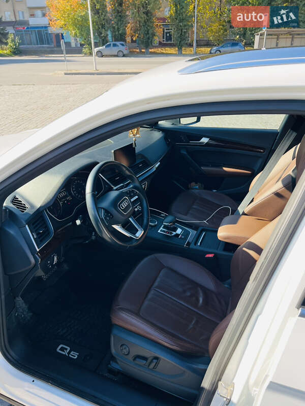 Позашляховик / Кросовер Audi Q5 2020 в Кам'янець-Подільському фото 10 Позашляховик / Кросовер Audi Q5 2020 в Кам'янець-Подільському