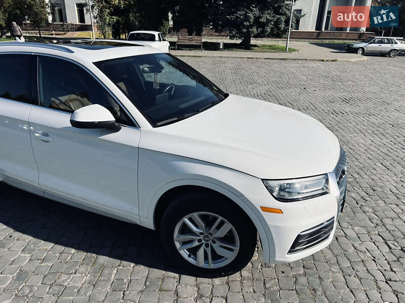 Позашляховик / Кросовер Audi Q5 2020 в Кам'янець-Подільському фото 8 Позашляховик / Кросовер Audi Q5 2020 в Кам'янець-Подільському