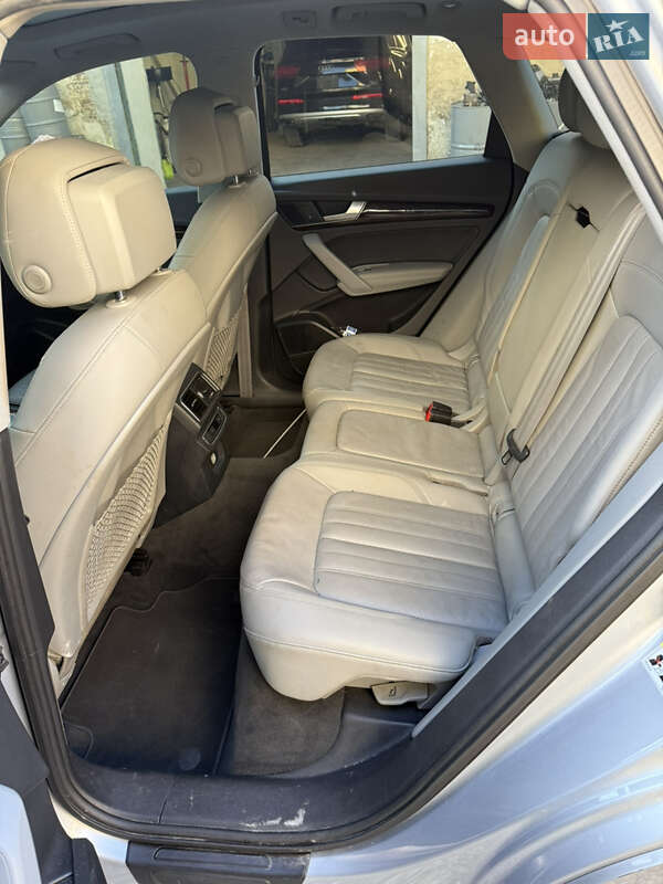 Позашляховик / Кросовер Audi Q5 2018 в Львові фото 12 Позашляховик / Кросовер Audi Q5 2018 в Львові