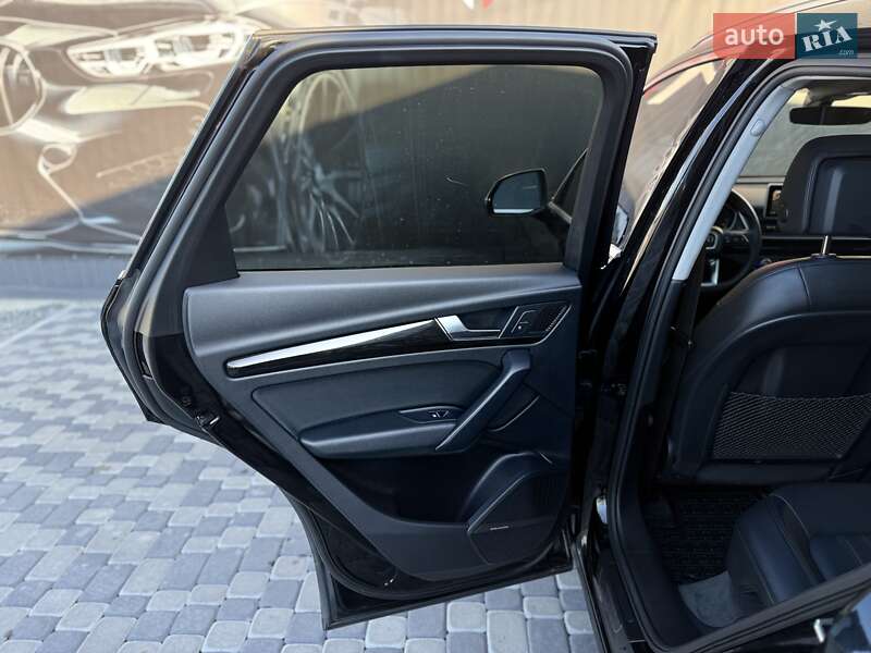 Внедорожник / Кроссовер Audi Q5 2018 в Львове