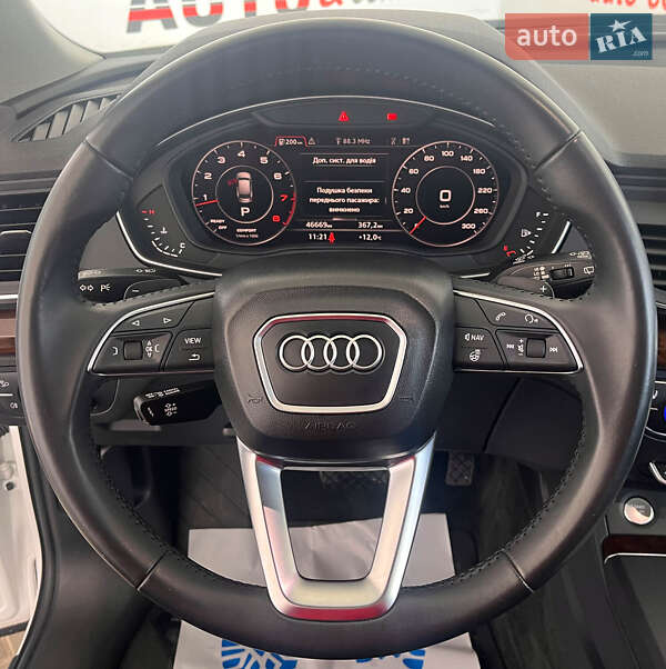 Позашляховик / Кросовер Audi Q5 2017 в Львові фото 13 Позашляховик / Кросовер Audi Q5 2017 в Львові