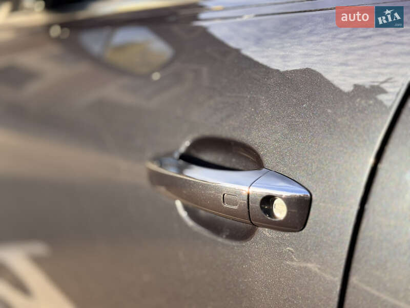 Внедорожник / Кроссовер Audi Q5 2016 в Киеве