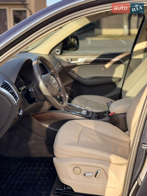 Внедорожник / Кроссовер Audi Q5 2016 в Киеве