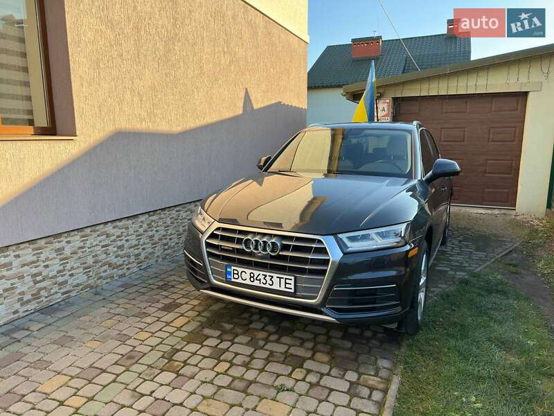 Позашляховик / Кросовер Audi Q5 2017 в Львові фото 10 Позашляховик / Кросовер Audi Q5 2017 в Львові