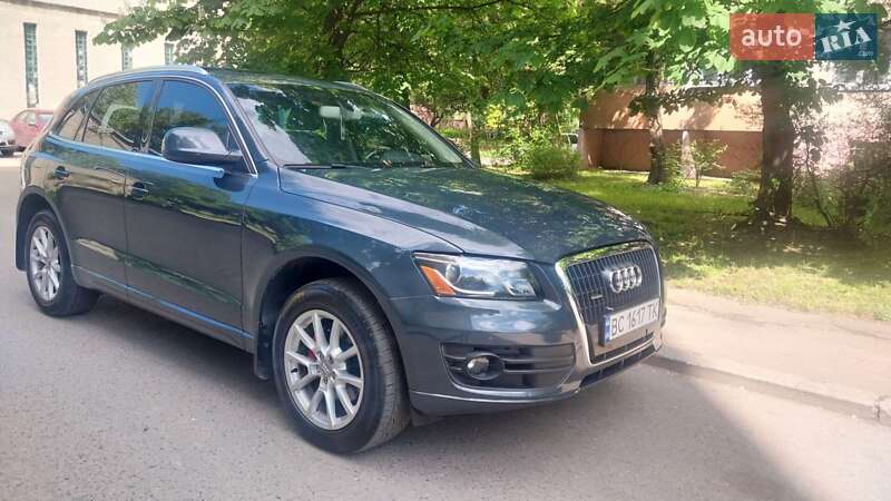 Внедорожник / Кроссовер Audi Q5 2010 в Львове