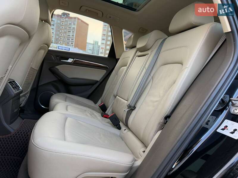 Внедорожник / Кроссовер Audi Q5 2016 в Киеве