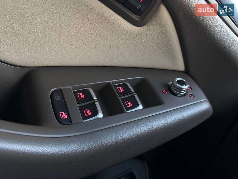 Внедорожник / Кроссовер Audi Q5 2016 в Киеве