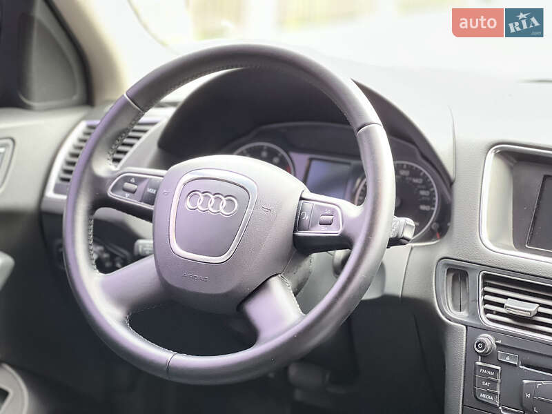 Позашляховик / Кросовер Audi Q5 2012 в Вознесенську фото 21 Позашляховик / Кросовер Audi Q5 2012 в Вознесенську