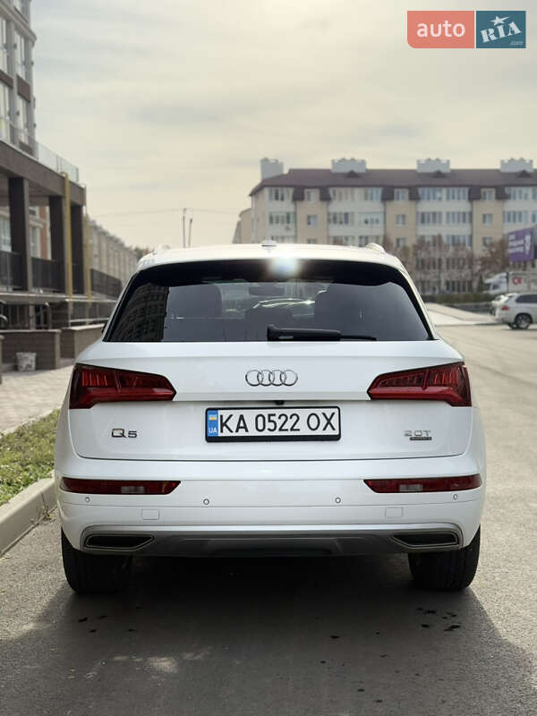 Внедорожник / Кроссовер Audi Q5 2017 в Киеве фото 9 Внедорожник / Кроссовер Audi Q5 2017 в Киеве