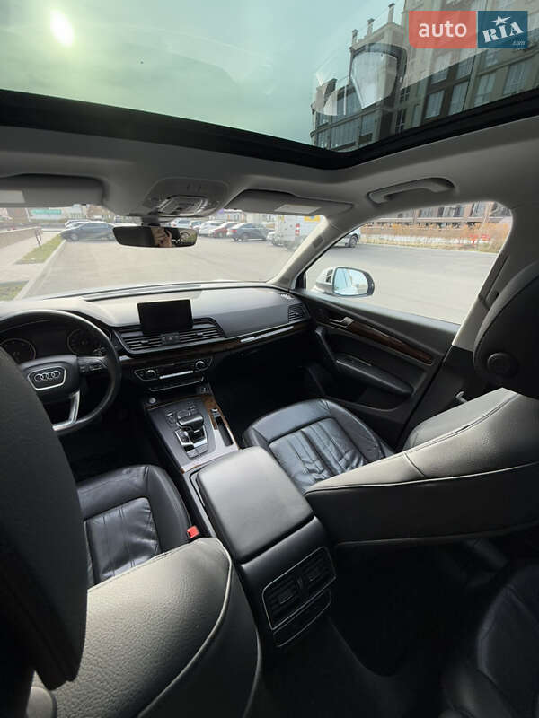 Внедорожник / Кроссовер Audi Q5 2017 в Киеве фото 39 Внедорожник / Кроссовер Audi Q5 2017 в Киеве