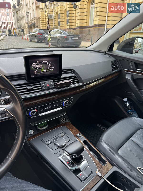 Внедорожник / Кроссовер Audi Q5 2017 в Киеве фото 18 Внедорожник / Кроссовер Audi Q5 2017 в Киеве