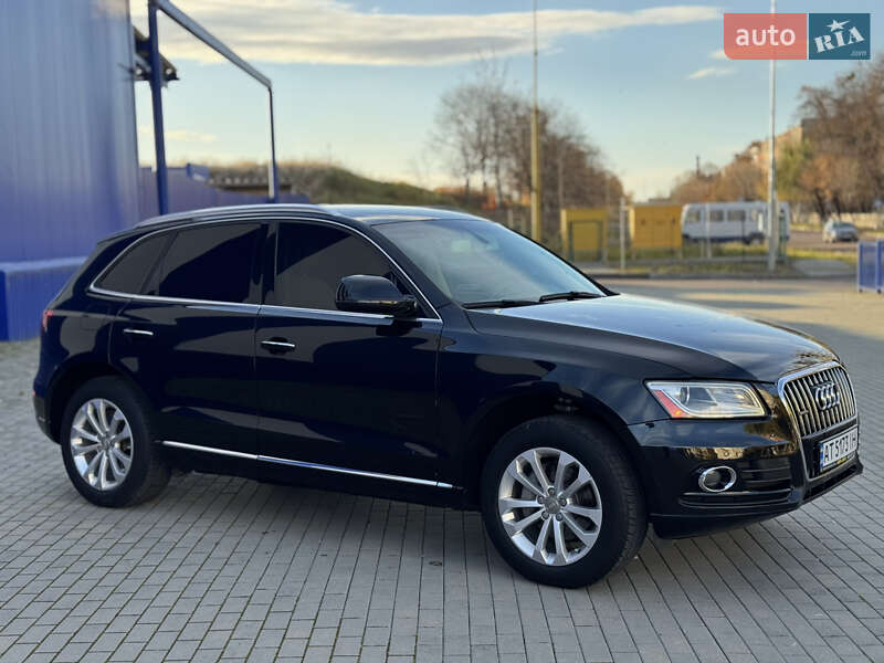 Позашляховик / Кросовер Audi Q5 2015 в Калуші