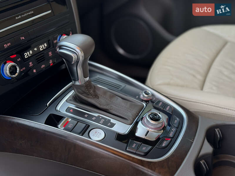 Позашляховик / Кросовер Audi Q5 2015 в Калуші