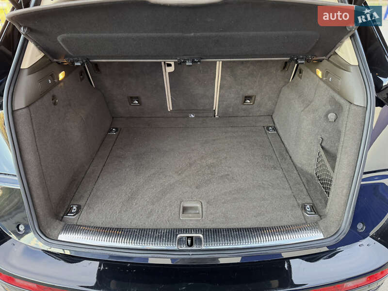 Позашляховик / Кросовер Audi Q5 2015 в Калуші