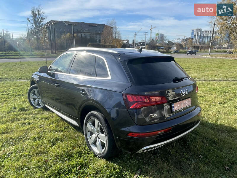 Внедорожник / Кроссовер Audi Q5 2019 в Львове фото 4 Внедорожник / Кроссовер Audi Q5 2019 в Львове