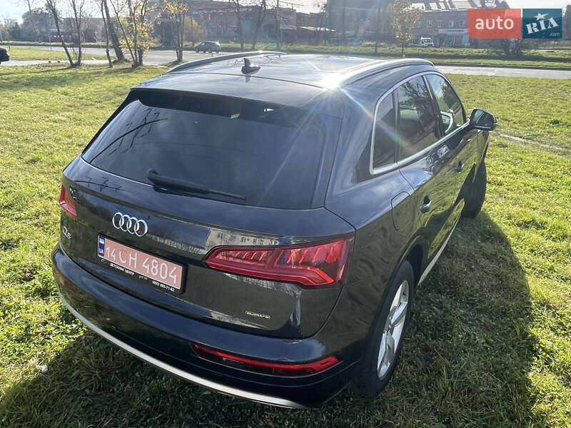 Внедорожник / Кроссовер Audi Q5 2019 в Львове фото 14 Внедорожник / Кроссовер Audi Q5 2019 в Львове
