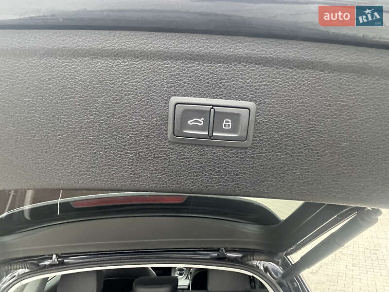 Внедорожник / Кроссовер Audi Q5 2019 в Львове фото 31 Внедорожник / Кроссовер Audi Q5 2019 в Львове